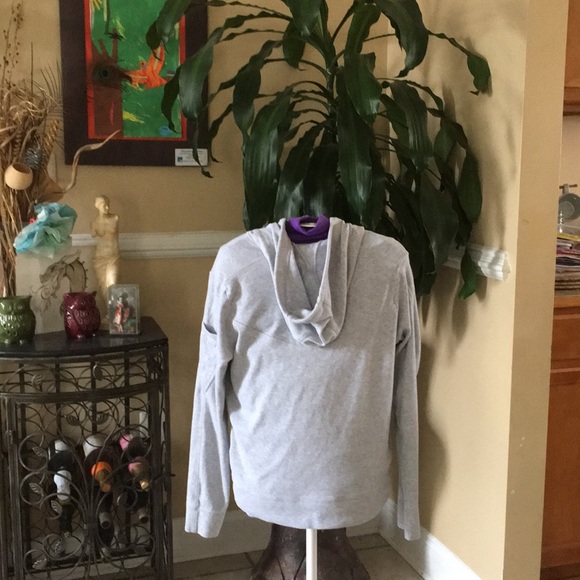 Nike Women’s gray hoodie sweatshirt Size M (8-10) - Picture 2 of 7